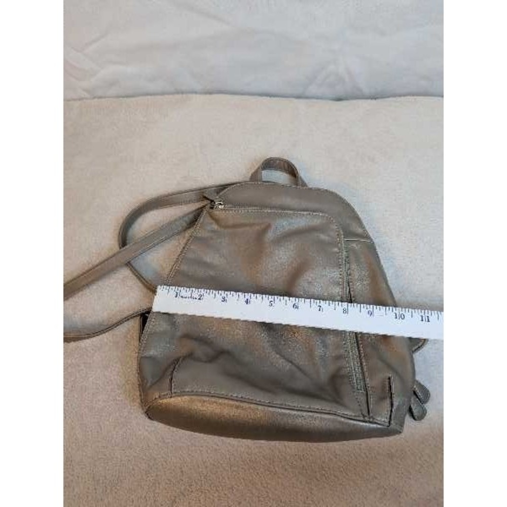 Bellerose Metallic Backpack Purse Fashionable Everyday Chic - Picture 7 of 9